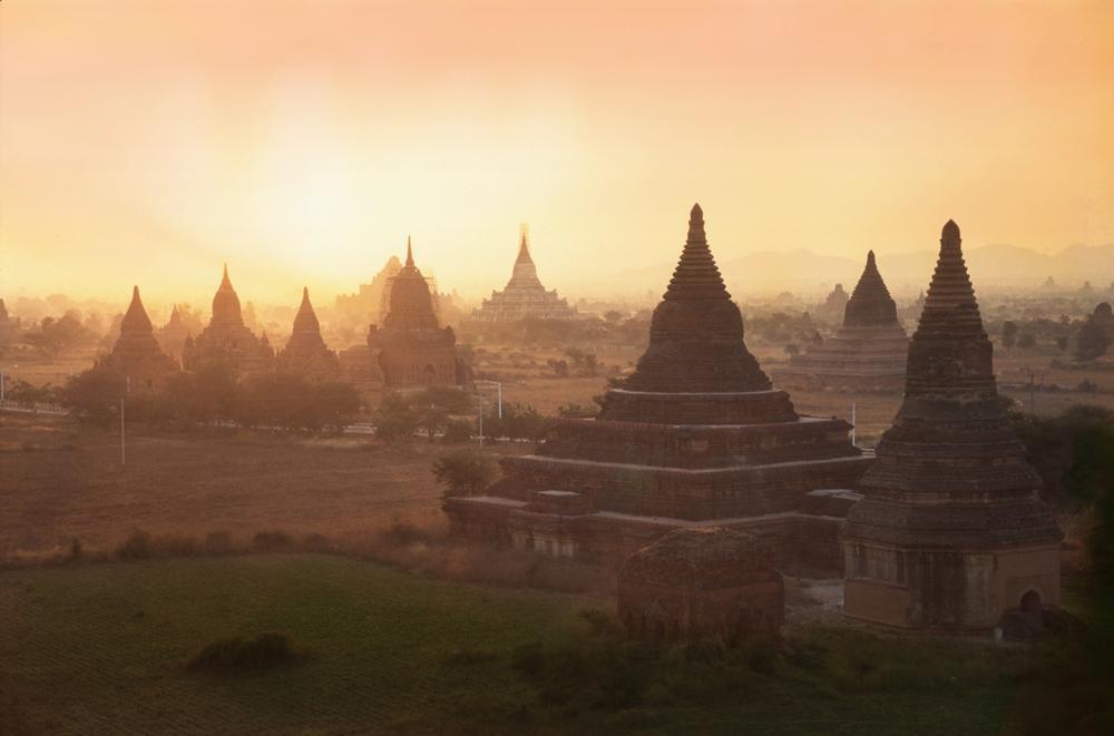 AKG599990 Bagan, Myanmar © akg-images / Bildarchiv Steffens