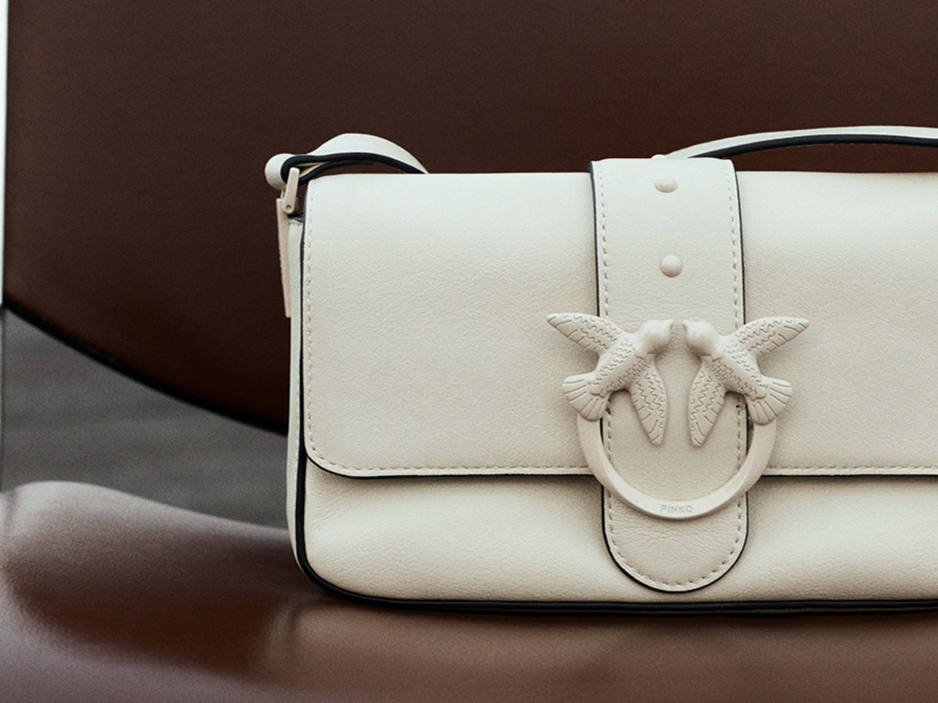 Pinko beschermt hun iconische Love Bag met nieuwe technologie