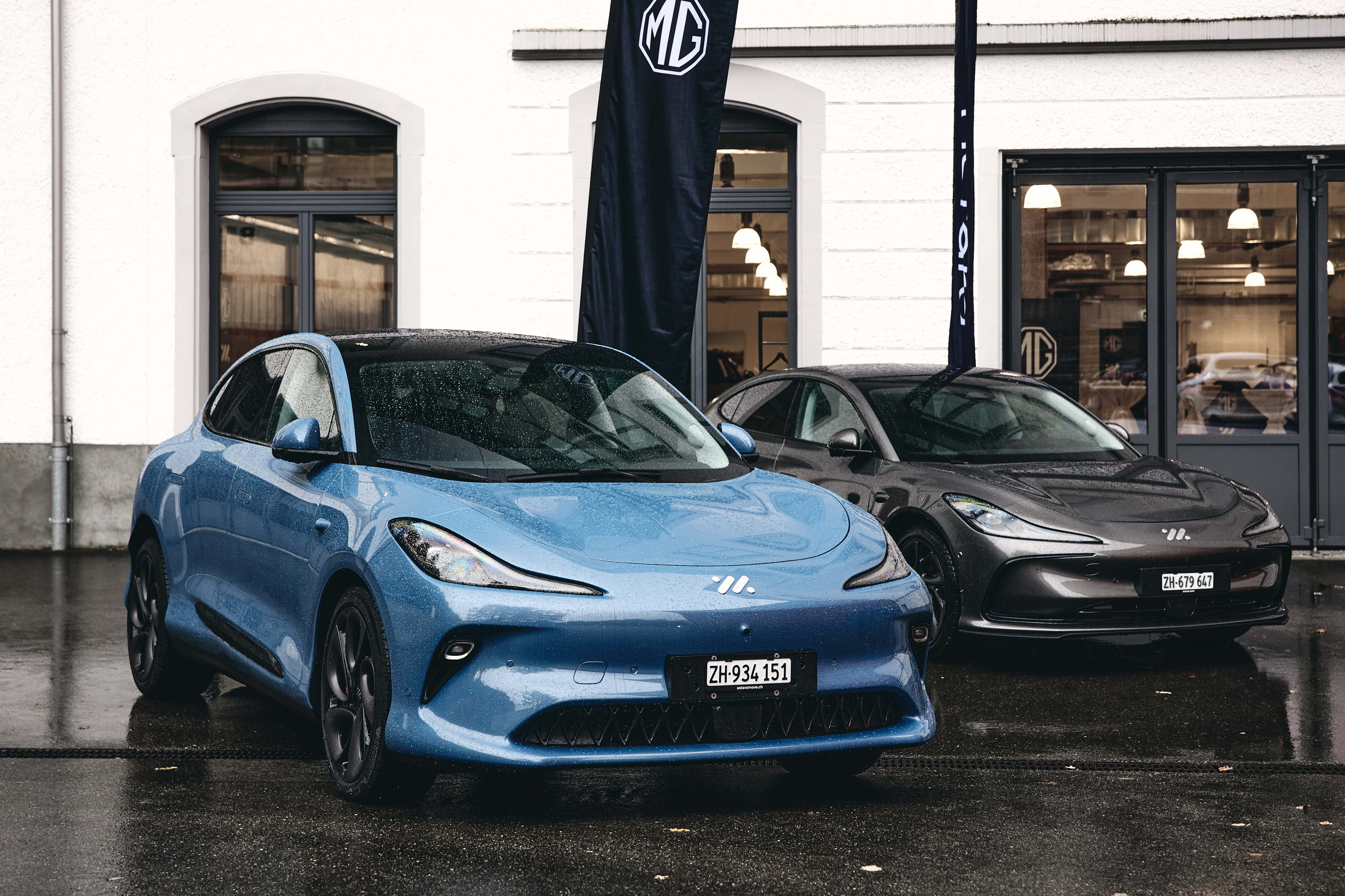 Auto Zürich 2025: MG IM5 & IM6 rollen zum Verkaufsstart in die Schweiz