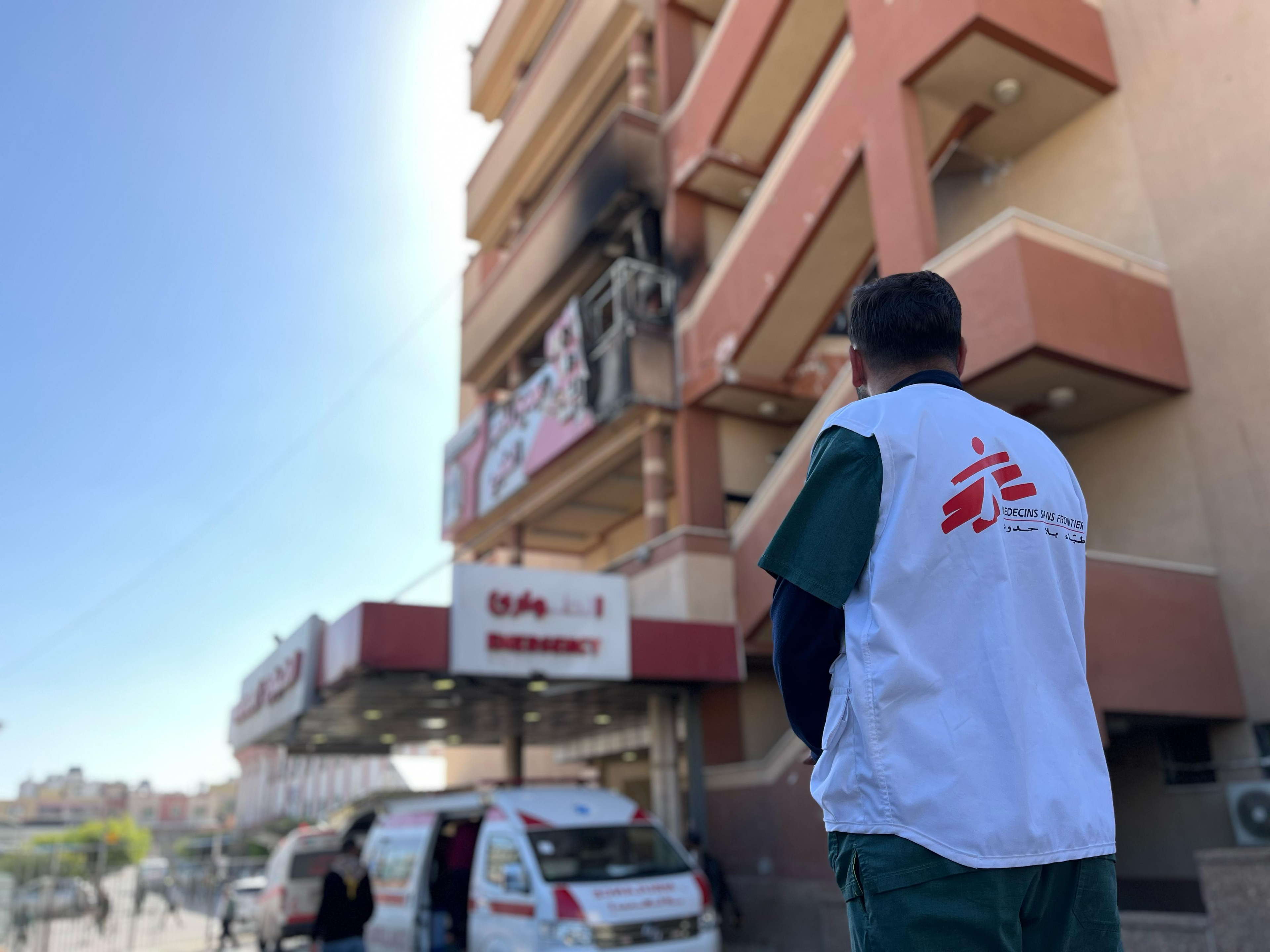 Gaza: MSF condena el ataque israelí contra el hospital Nasser y pide protección para las instalaciones sanitarias
