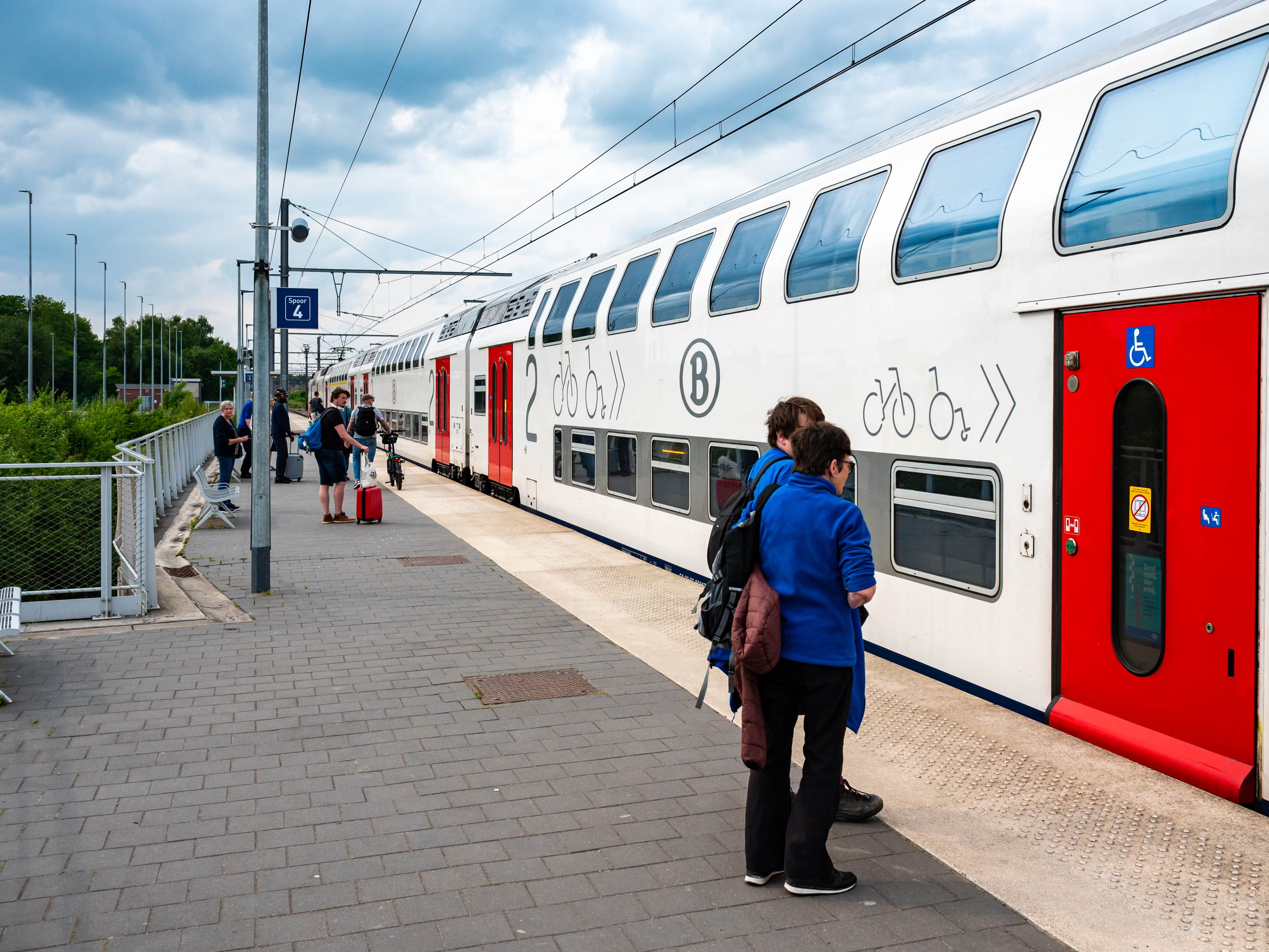 Board Belgian railway postpones decision on billion-euro train deal with Spanish company