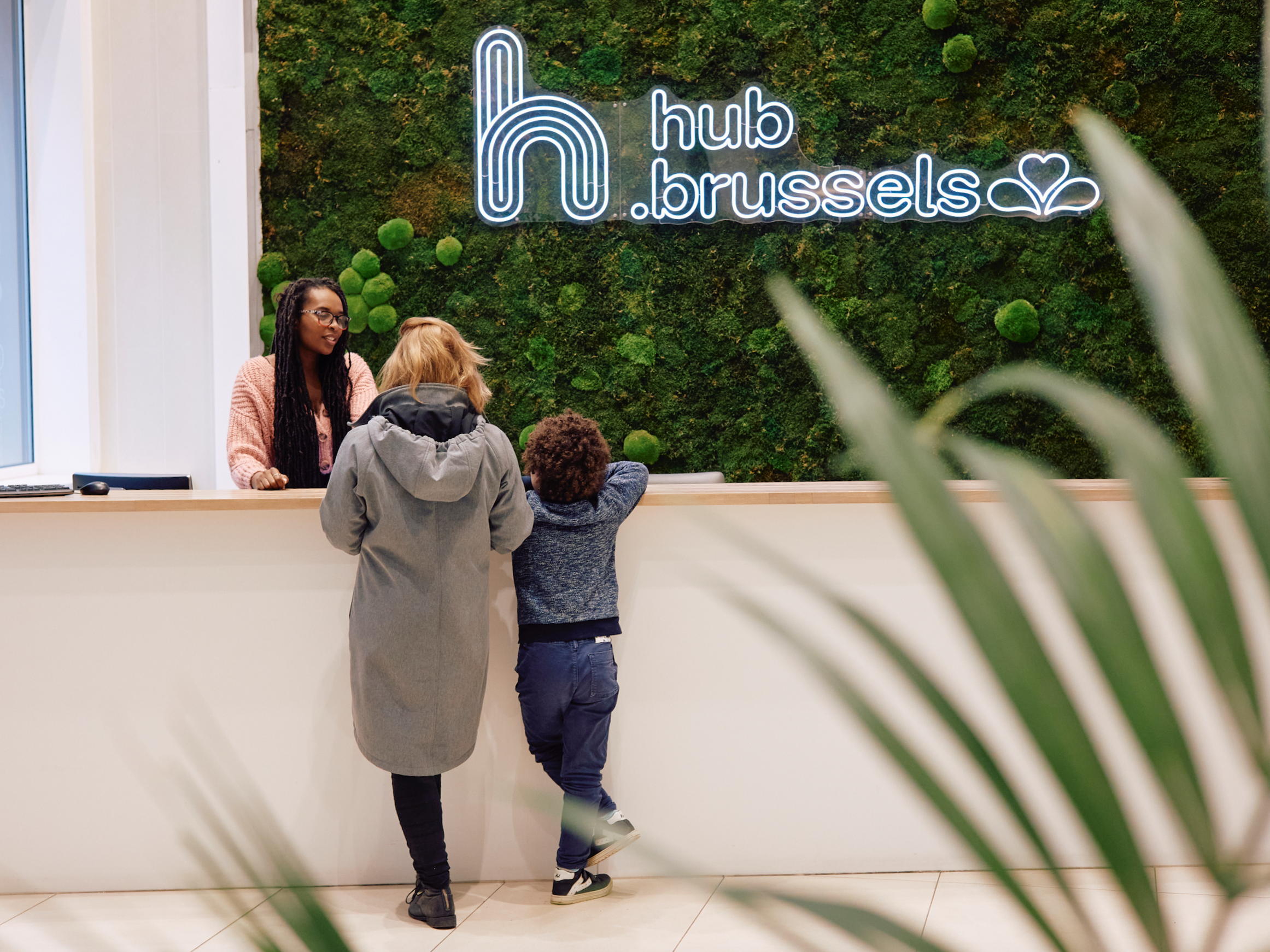 Nieuw beheerscontract 2024-2029 voor hub.brussels: betere toegang tot ondernemerschap en stimulering van de Brusselse economie