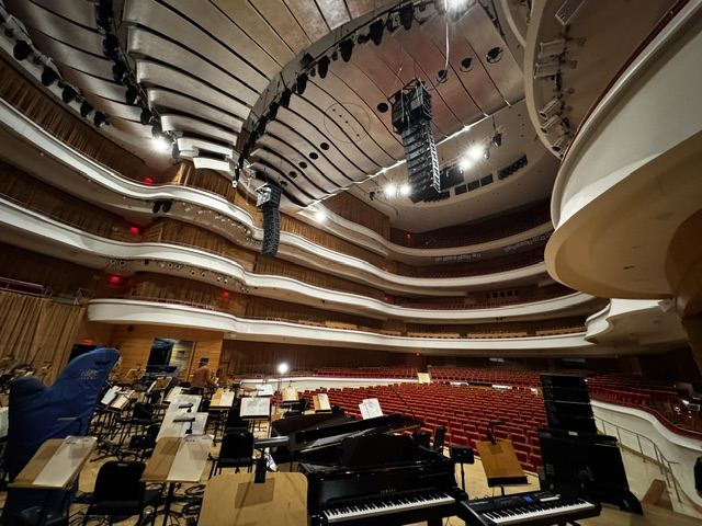Almost every member of the orchestra is mic’ed up with the MCM 114 microphone system, ensuring they can be heard loud and clear during 