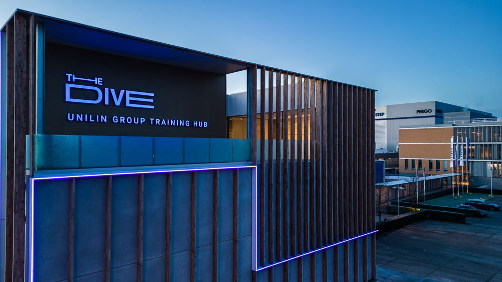 The Dive, het nieuwe opleidingscentrum van Unilin Group