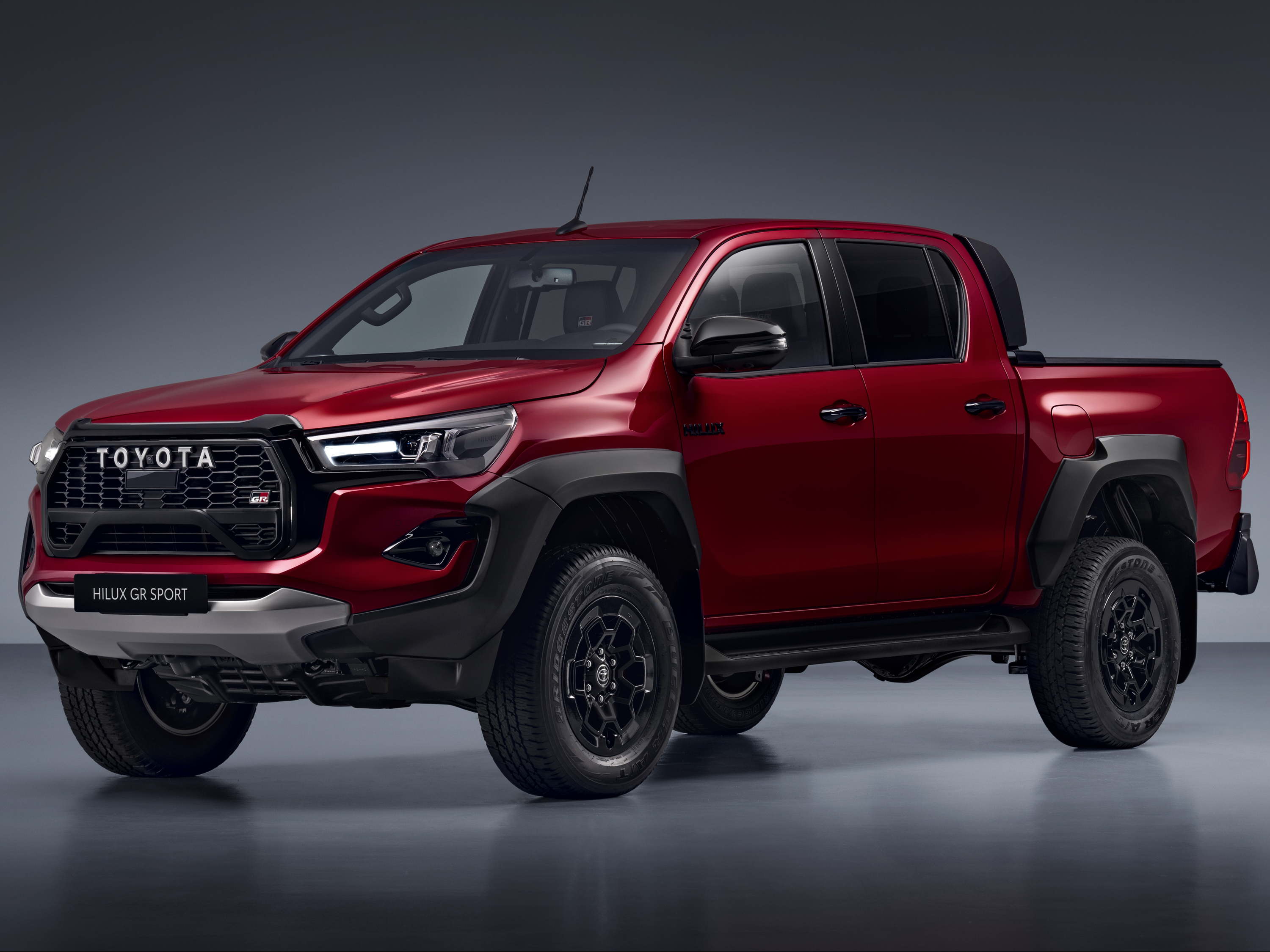 Hilux bereikt nieuwe hoogten met nieuwe GR SPORT II
