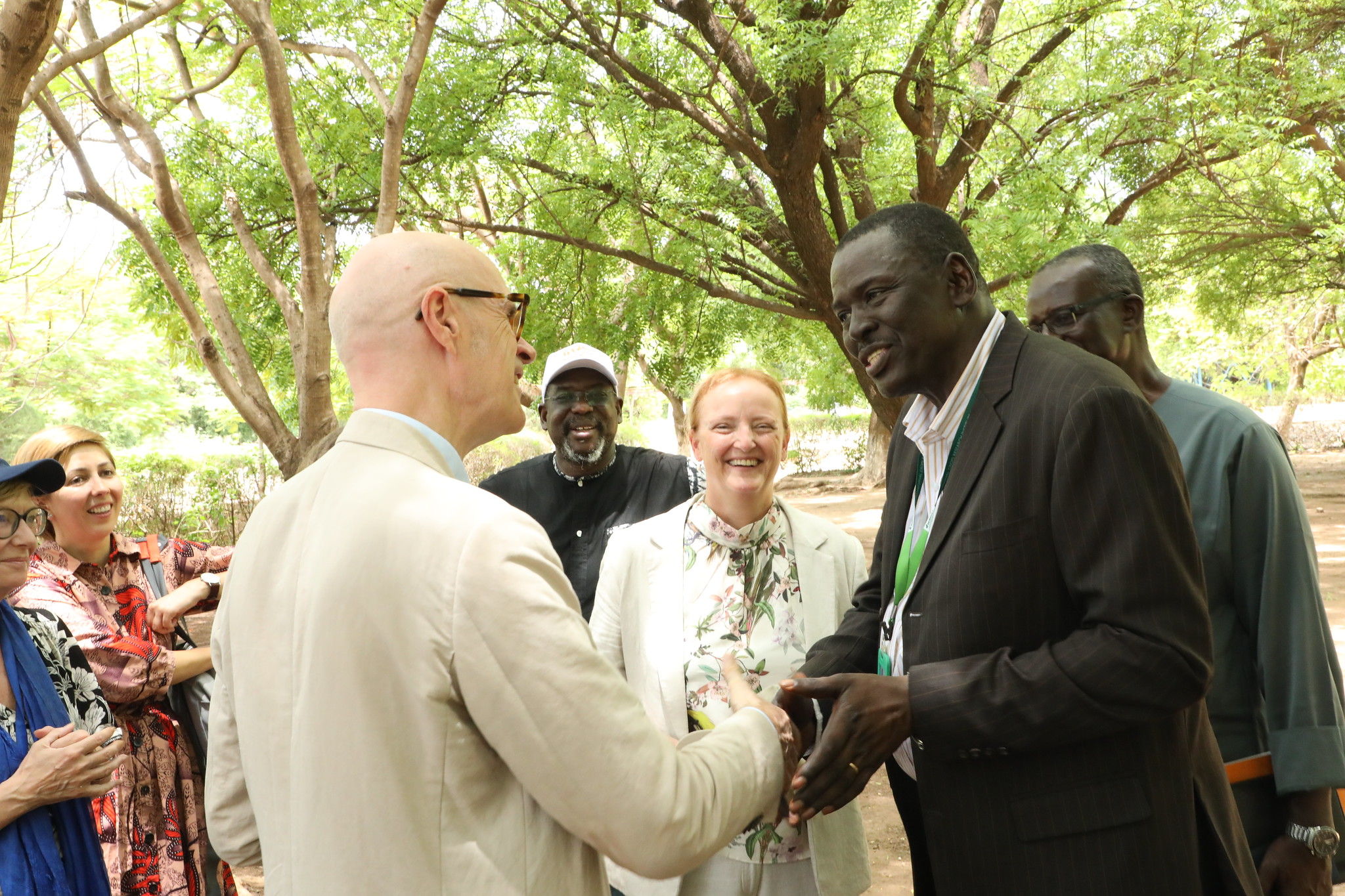 S.E. Bart Ouvry et Dr. Ramadjita Tabo. Photo: ICRISAT