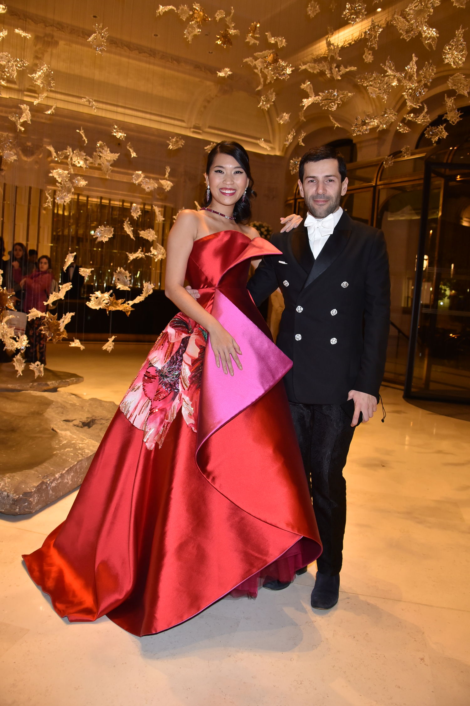 Nam Phuong Dinh Thi (in Alexis Mabille HC and jewlery by Payal New York) and her designer Alexis Mabille, Photo by Jean Luce Huré