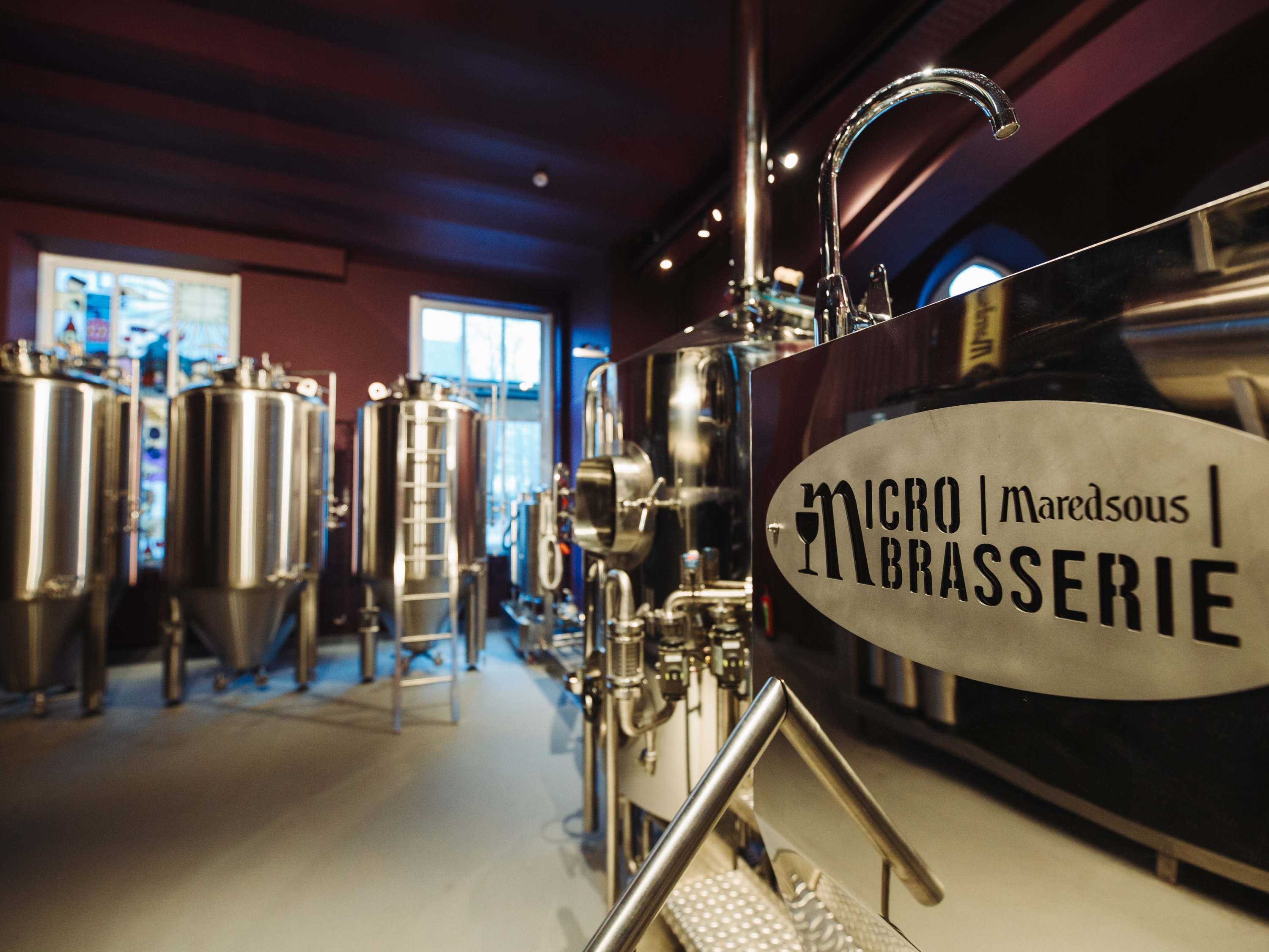 L'Abbaye de Maredsous et Duvel-Moortgat, en collaboration avec Bel Belgique, ouvrent une toute nouvelle microbrasserie dans le St. Joseph, centre de visite de l'Abbaye