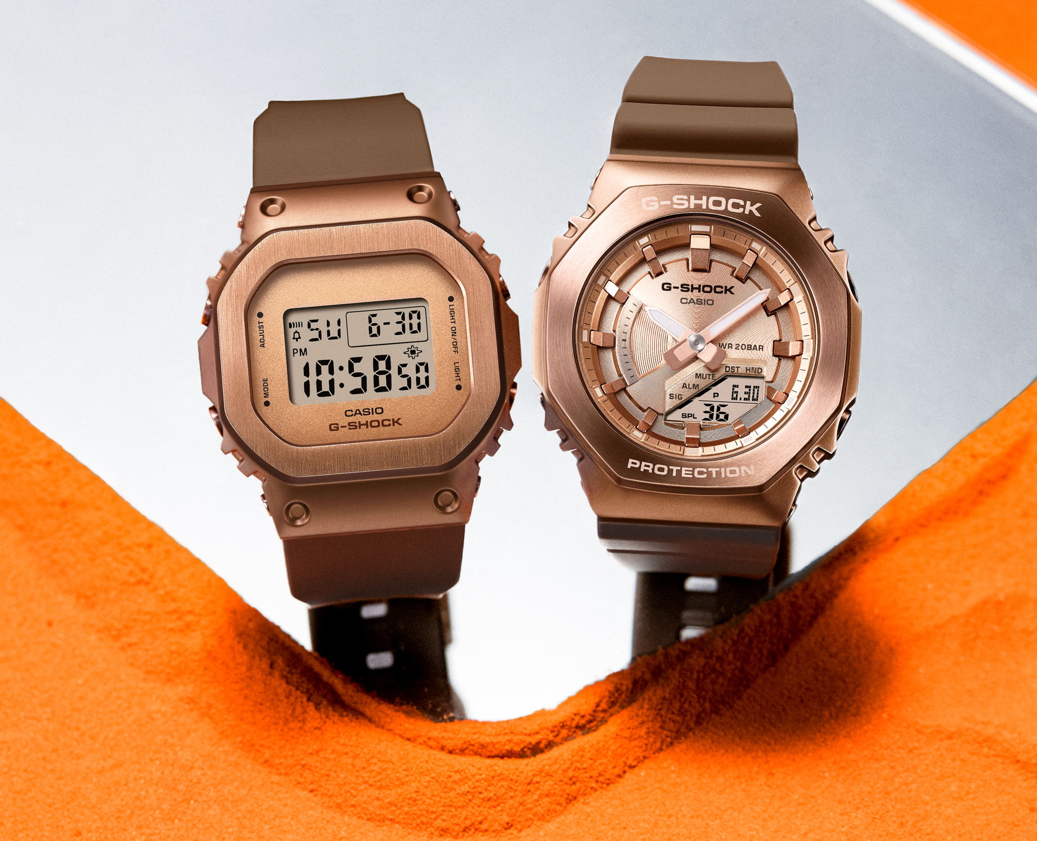 De día o de noche, el bronce es el color del momento y G-SHOCK tiene el accesorio perfecto para unirte a la tendencia Y2K
