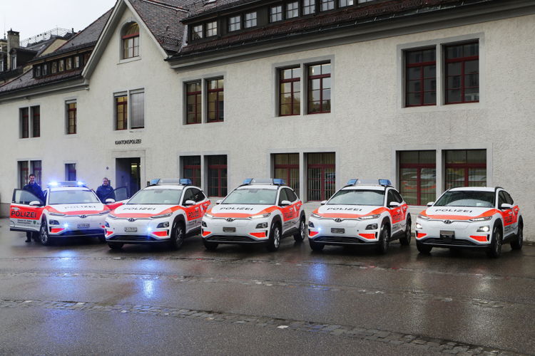 Kantonspolizei St. Gallen setzt auf den All-New Hyundai KONA electric