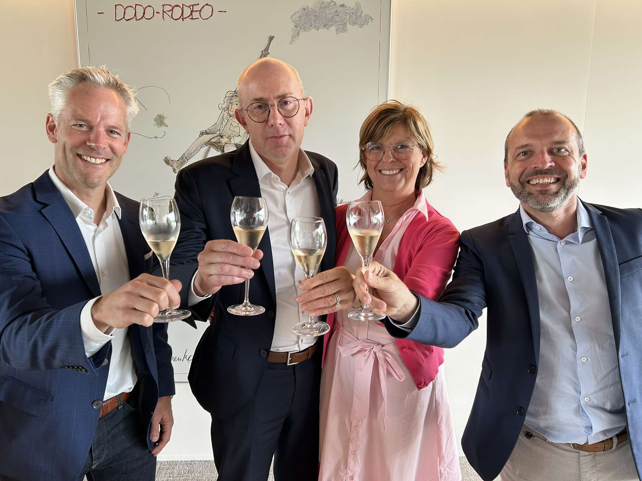 Kortrijkse Ockier Advocaten vervoegt Moore Law