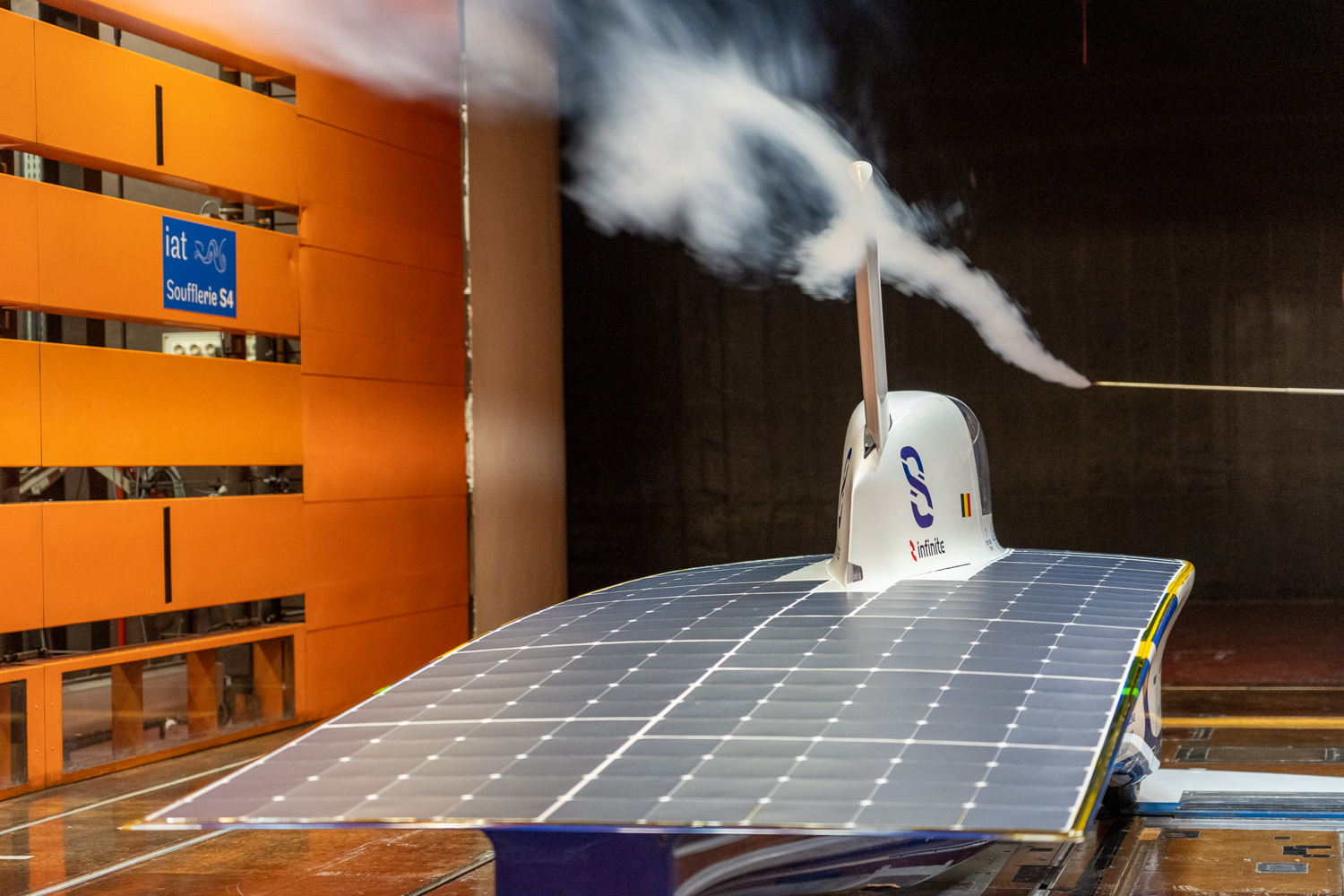 Rotatie vin testen in windtunnel in Parijs