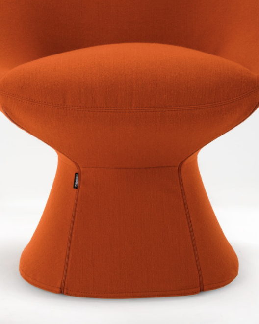 Giuno designed by Calvi Brambilla for Zanotta