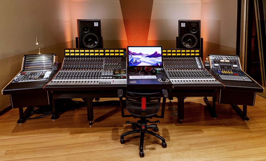 Sweetwater Studios Upgrades Studio A with Rupert Neve Designs 5088 Analog Mixing Console