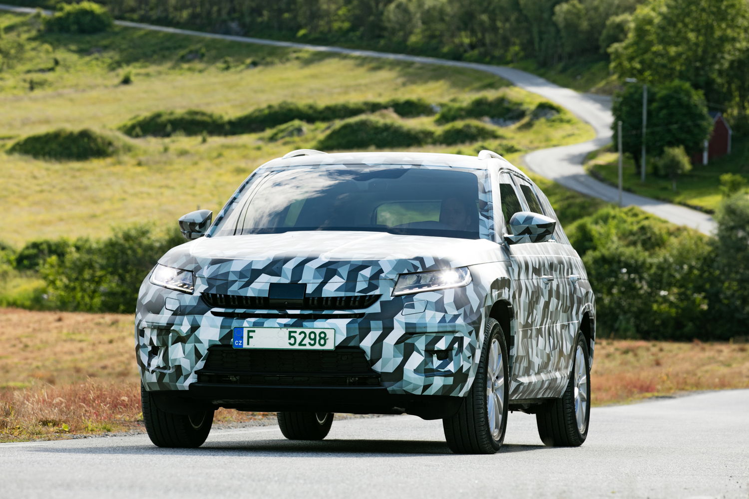 Even at first glance, the ŠKODA KODIAQ is a true ŠKODA: with a design that is full of character and emotion, and thereby brings the brand’s new design language into the SUV segment.