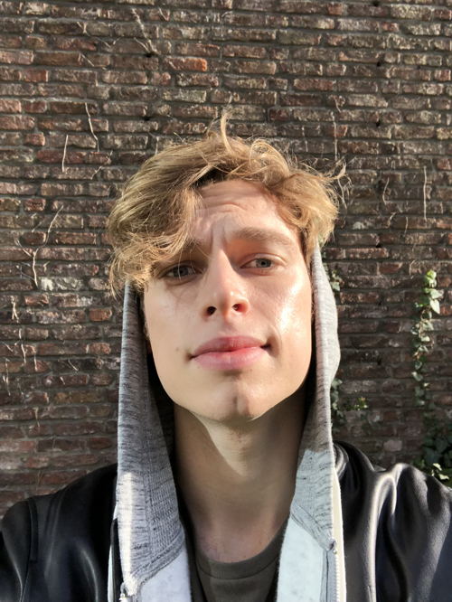 Elias Vandenbroucke (Davy) - Secrets (c) VRT