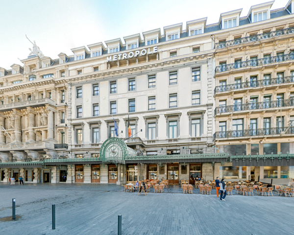 Hotel Métropole, één van de stijlvolste hotels van Brussel, kan aan haar wedergeboorte beginnen