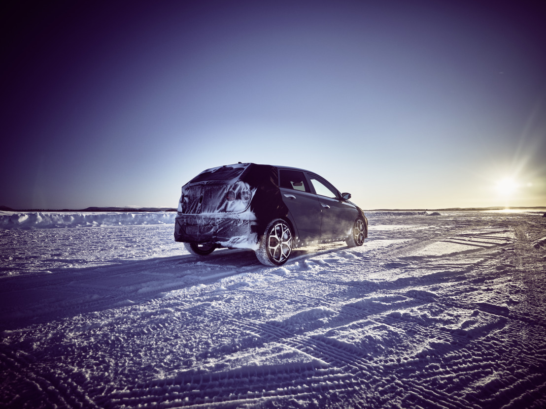 Hyundai dévoile pour la première fois le prototype de sa All-New i20 N en plein test hivernal