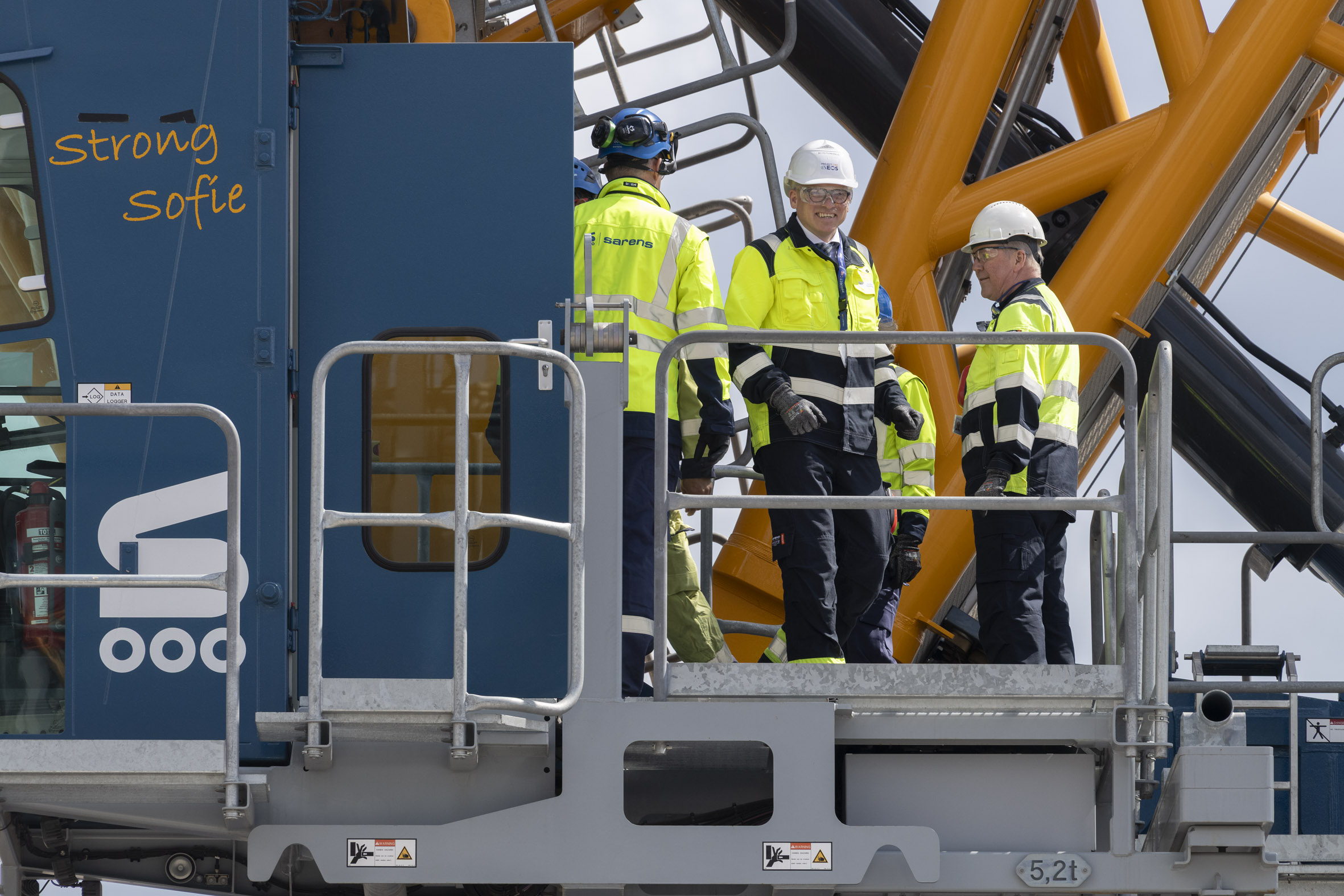Krachtpatser van Sarens heft gewicht 
in de hoogste categorie op de werf van Project ONE
