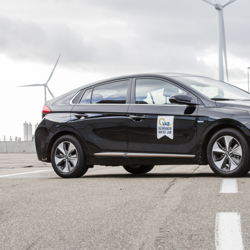 Hyundai Ioniq EV élue Voiture familiale VAB de l’Année pour la 2e année consécutive