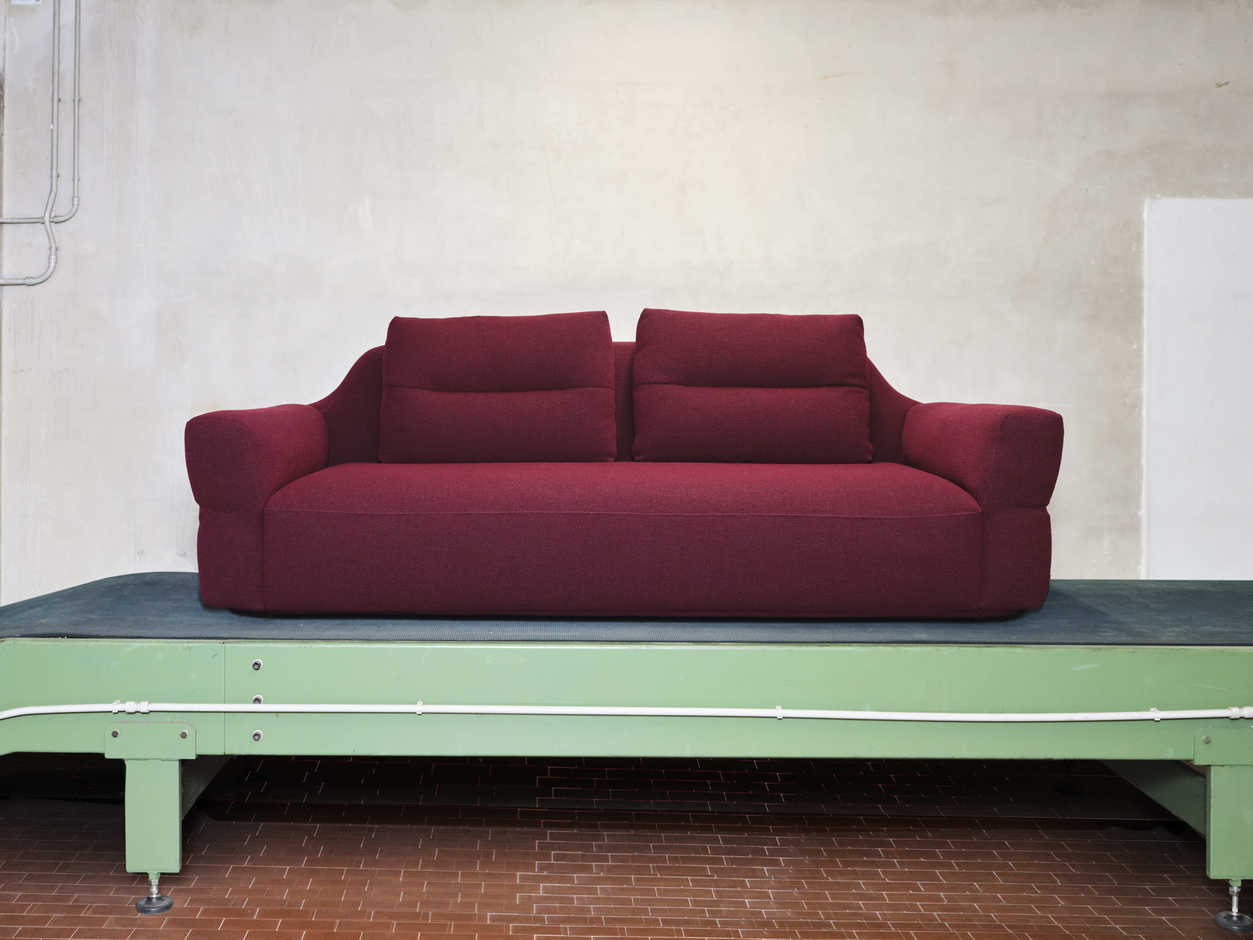 Fedrigo sofa designed by Vincent Van Duysen for Zanotta. Photography by Luca Caizzi Fedrigo sofa designed by Vincent Van Duysen for Zanotta. Photography by Luca Caizzi