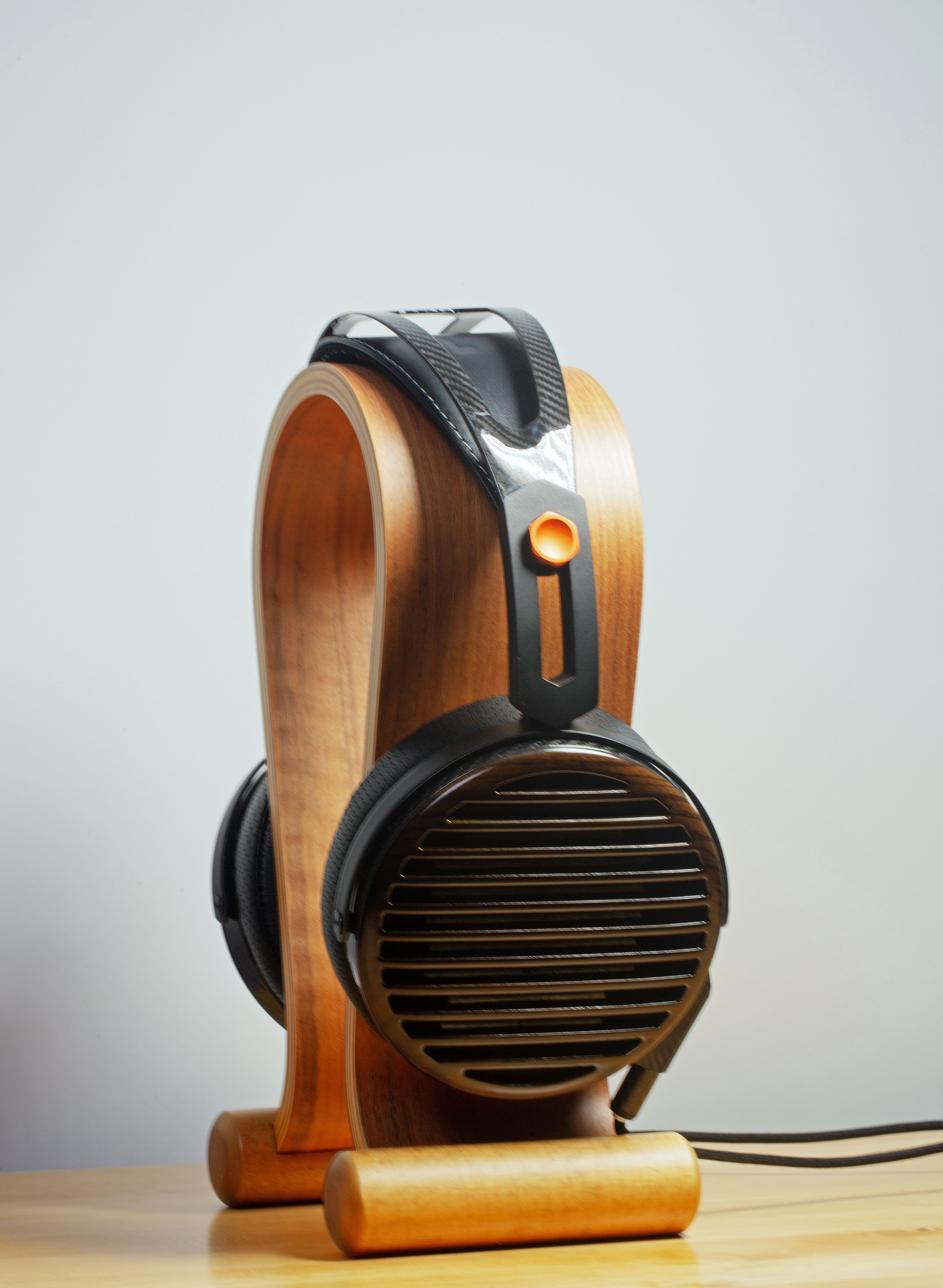 FiiO launch flagship FT7 headphone 