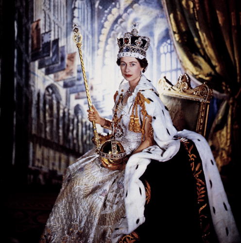 A Tribute to her Majesty the Queen - Elizabeth bij haar kroning in 1953 - (c) Camera Press 1953