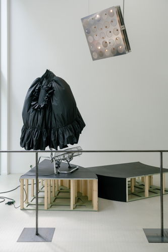 Fashion Moves - MAD Brussels © Elias Derboven