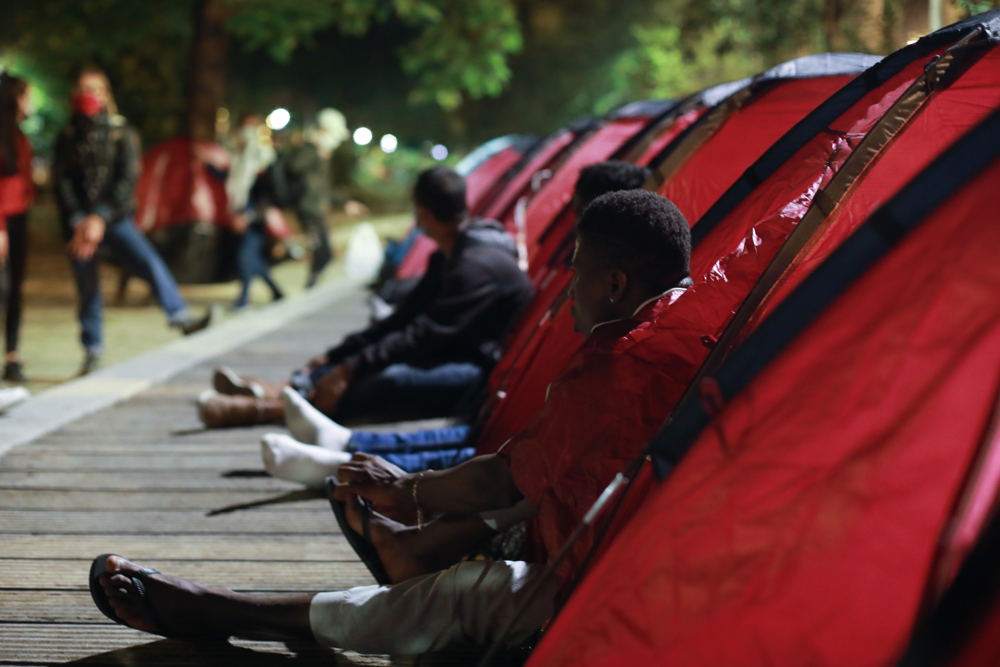 Five organisations have set up a campsite for approximately 100 unaccompanied minors in central Paris. Copyright: Nicolas Guyonnet/MSF