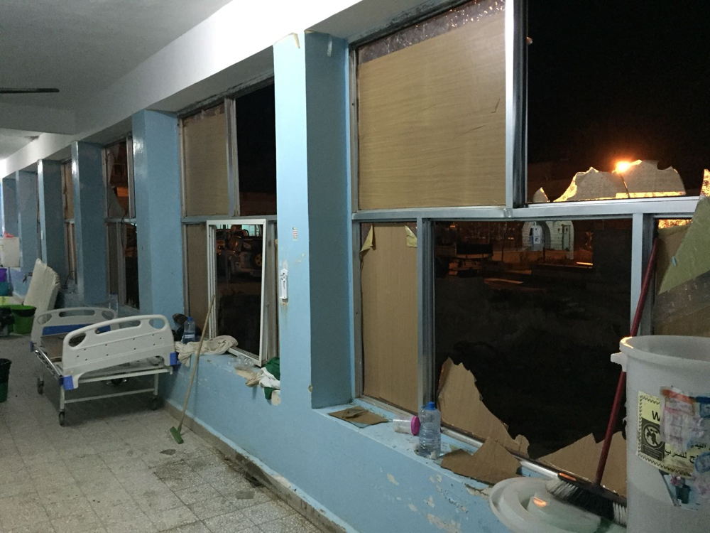 L'hôpital Al Gamhouri à Hajjah, endommagé par une frappe aérienne. 5 décembre 2017 ©MSF