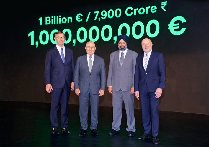 ŠKODA Member of the Board for Sales and Markteing, Alain Favey, ŠKODA CEO Bernhard Maier, Managing Director of ŠKODA AUTO India Private Ltd Gurpratap Boparai and ŠKODA Member of the Board for Finance and IT, Klaus-Dieter Schürmann (from left to right) today at the press conference concerning the project „INDIA 2.0“ in New Delhi.