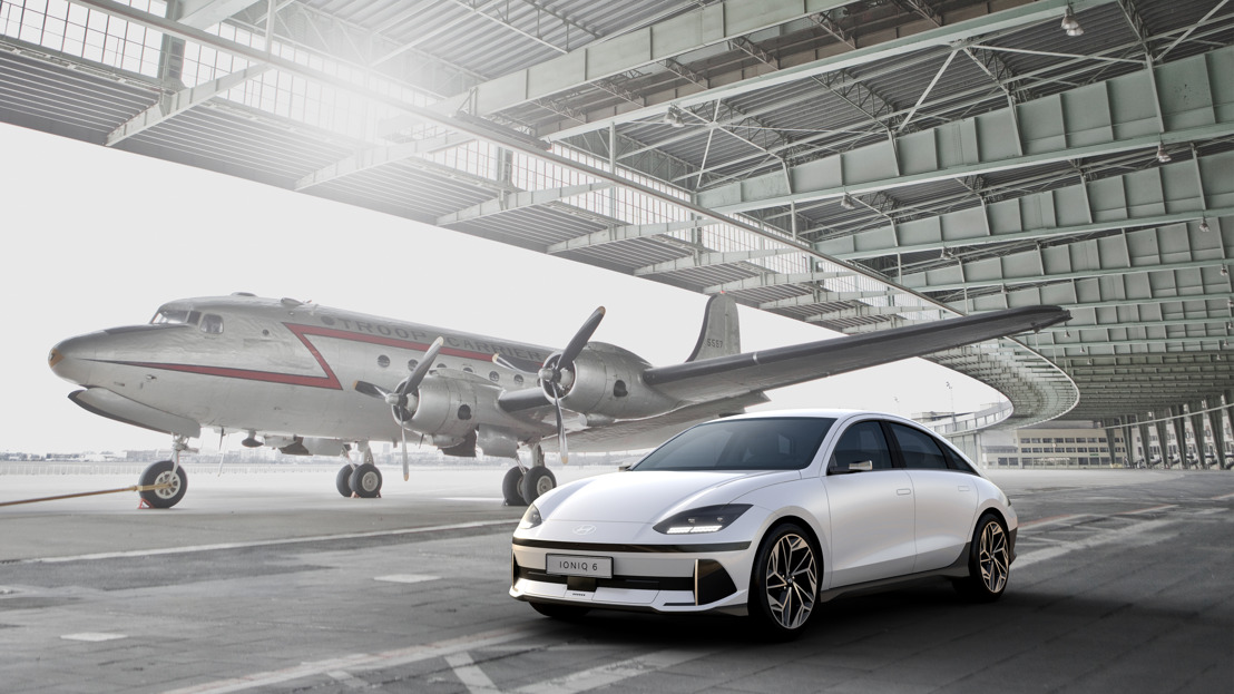 Hyundai enthüllt das Design des vollelektrischen IONIQ 6: aerodynamisch und stilvoll, mit durchdachtem Innendesign