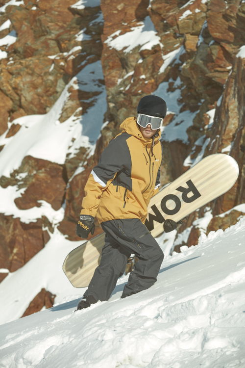 OAKLEY TEAM COLLECTION STALE SANDBECH (7) OAKLEY TEAM COLLECTION STALE SANDBECH (7)