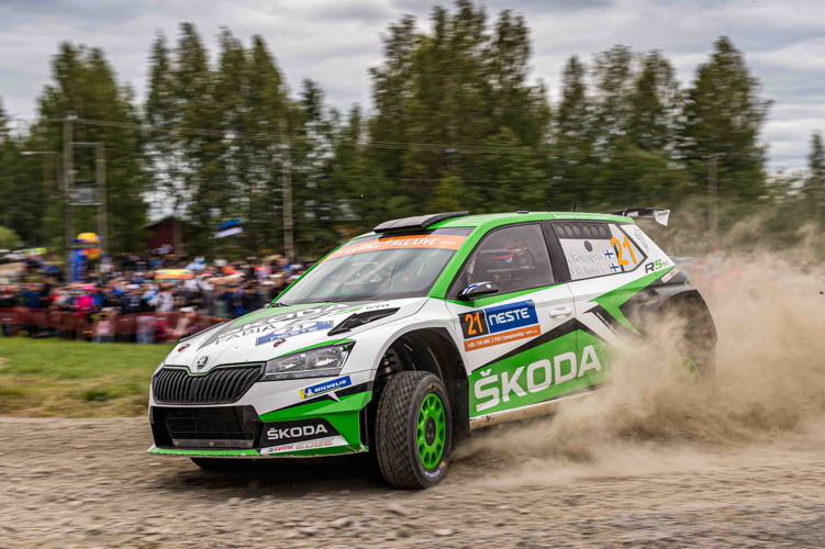Driving a ŠKODA FABIA R5 evo at Neste Rally Finland, Kalle Rovanperä and co-driver Jonne Halttunen (FIN/FIN) took their fourth WRC 2 Pro category win of the 2019 FIA World Rally Championship