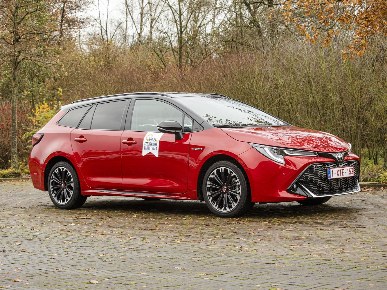 La Toyota Corolla Touring Sports remporte le prix de « Voiture Familiale VAB de l’Année 2022 »