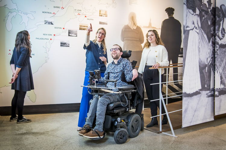 Vlnr: Laure Aelterman, Karen Moeskops, Simon Verbruggen, Ilse Van Steenlandt © Frederik Beyens