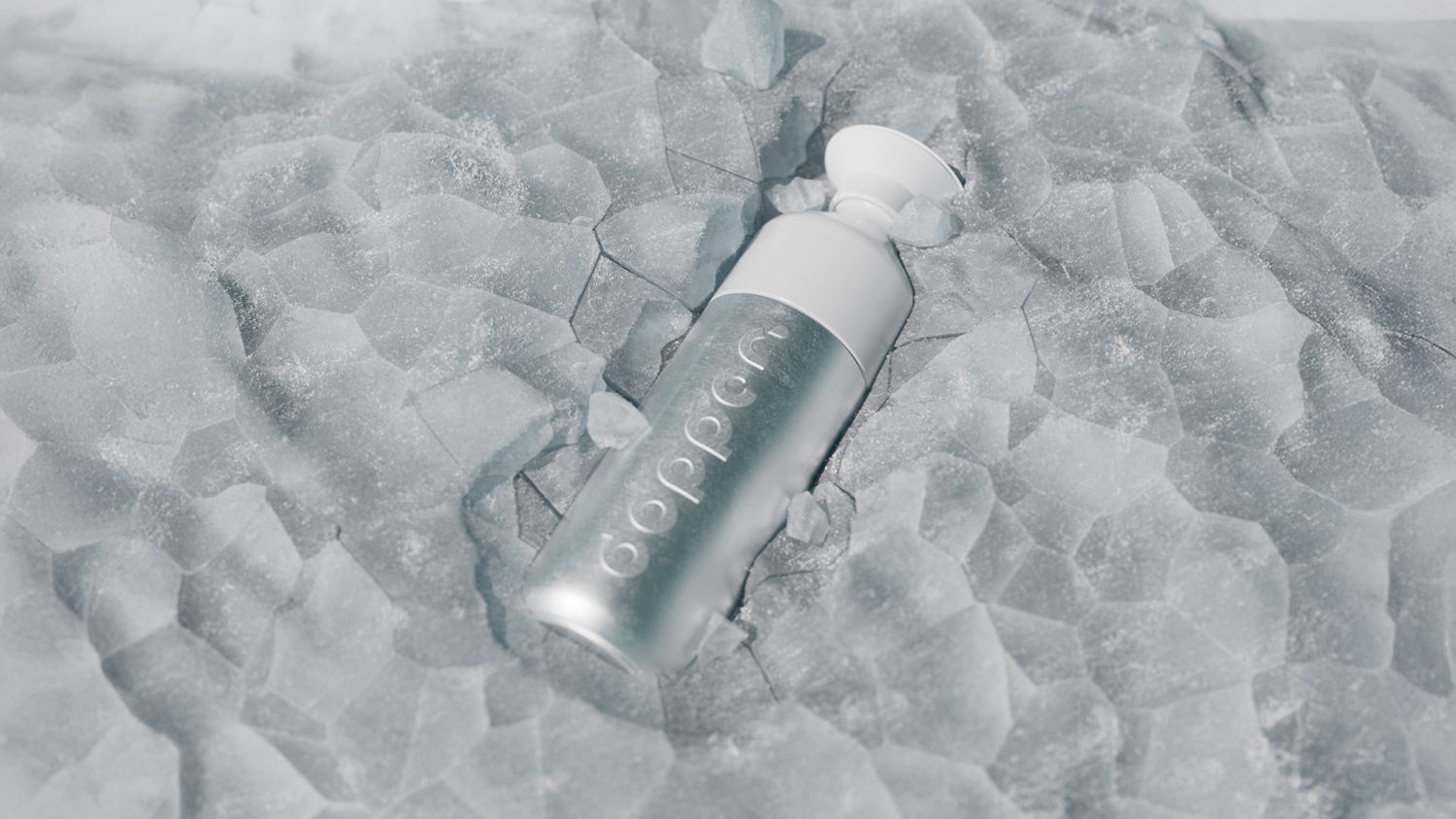 7160_Dopper_Insulated_Silver_580ml_Product_Focus_Ice_1920x1080