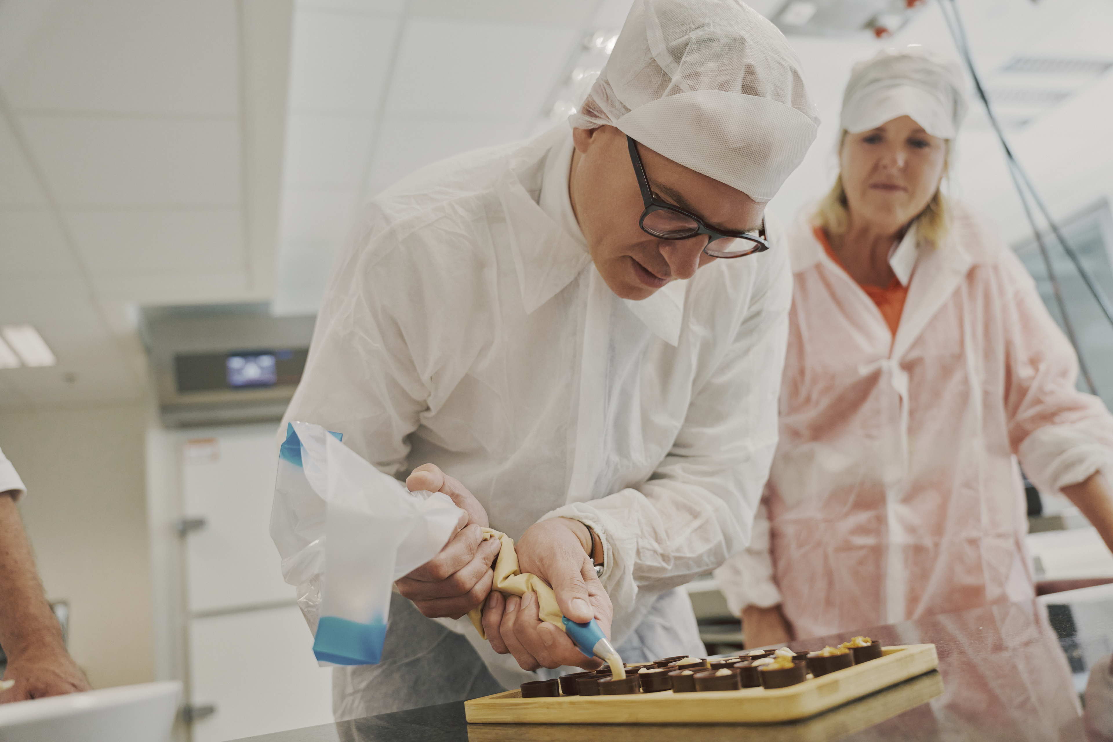 Matthias Diependaele op Voka zomerstage bij Puratos in Groot-Bijgaarden