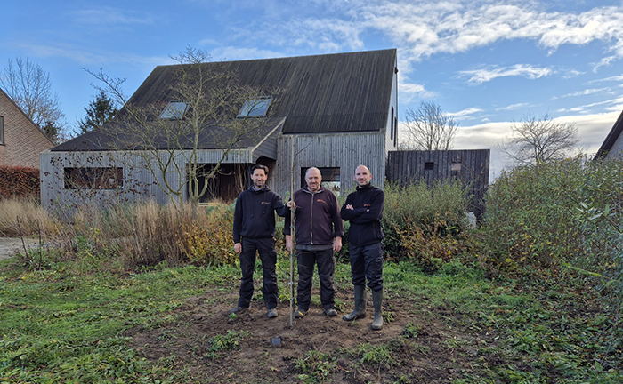 Provincie Oost-Vlaanderen plant ent vrijheidsboom Munte