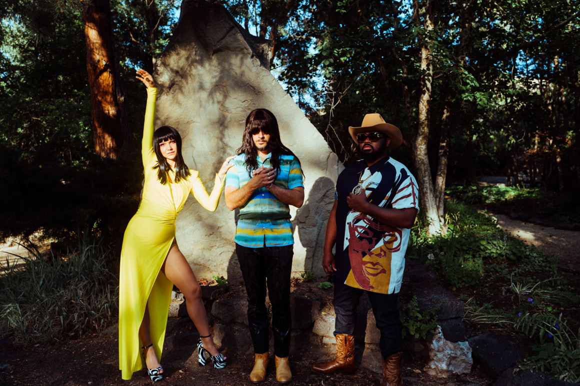 Khruangbin