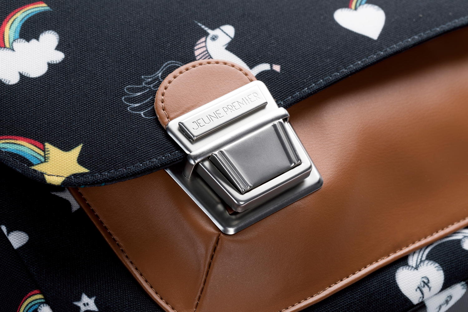 JeunePremier_AW21_ClassicMidi_RainbowUnicorn_lock_99,9EUR