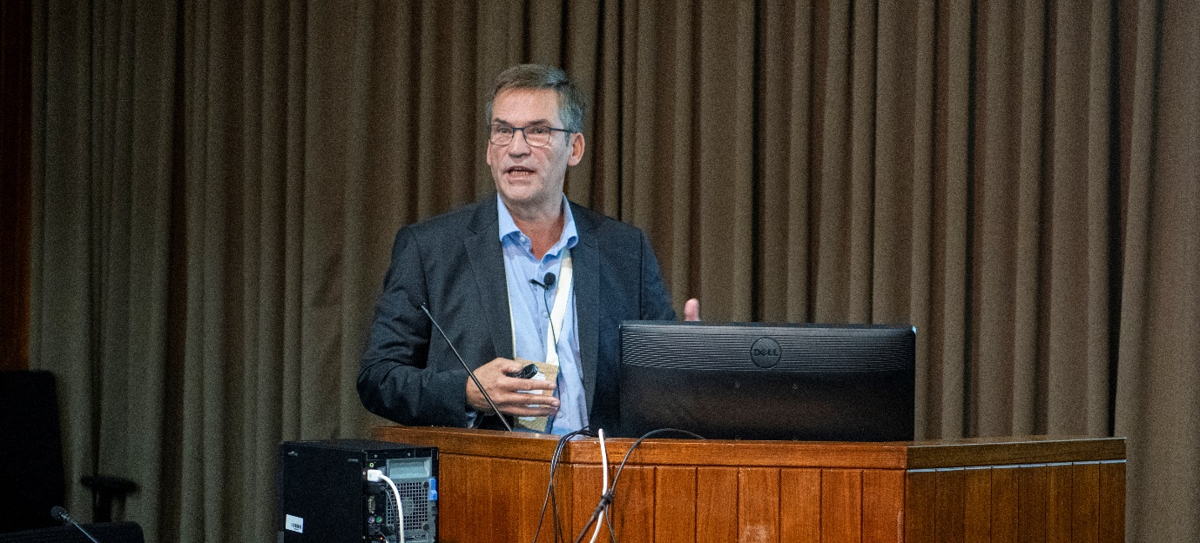 Dr Nicolas Roux introducing the Global Biodiversity Initiative.
