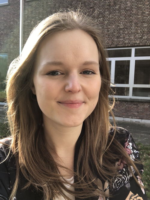 Elise Roels (Emma)  - Secrets (c) VRT