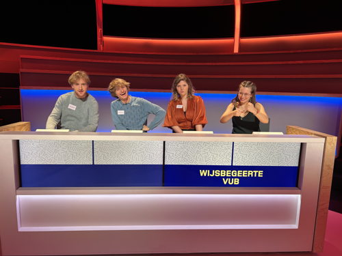 (c) VRT