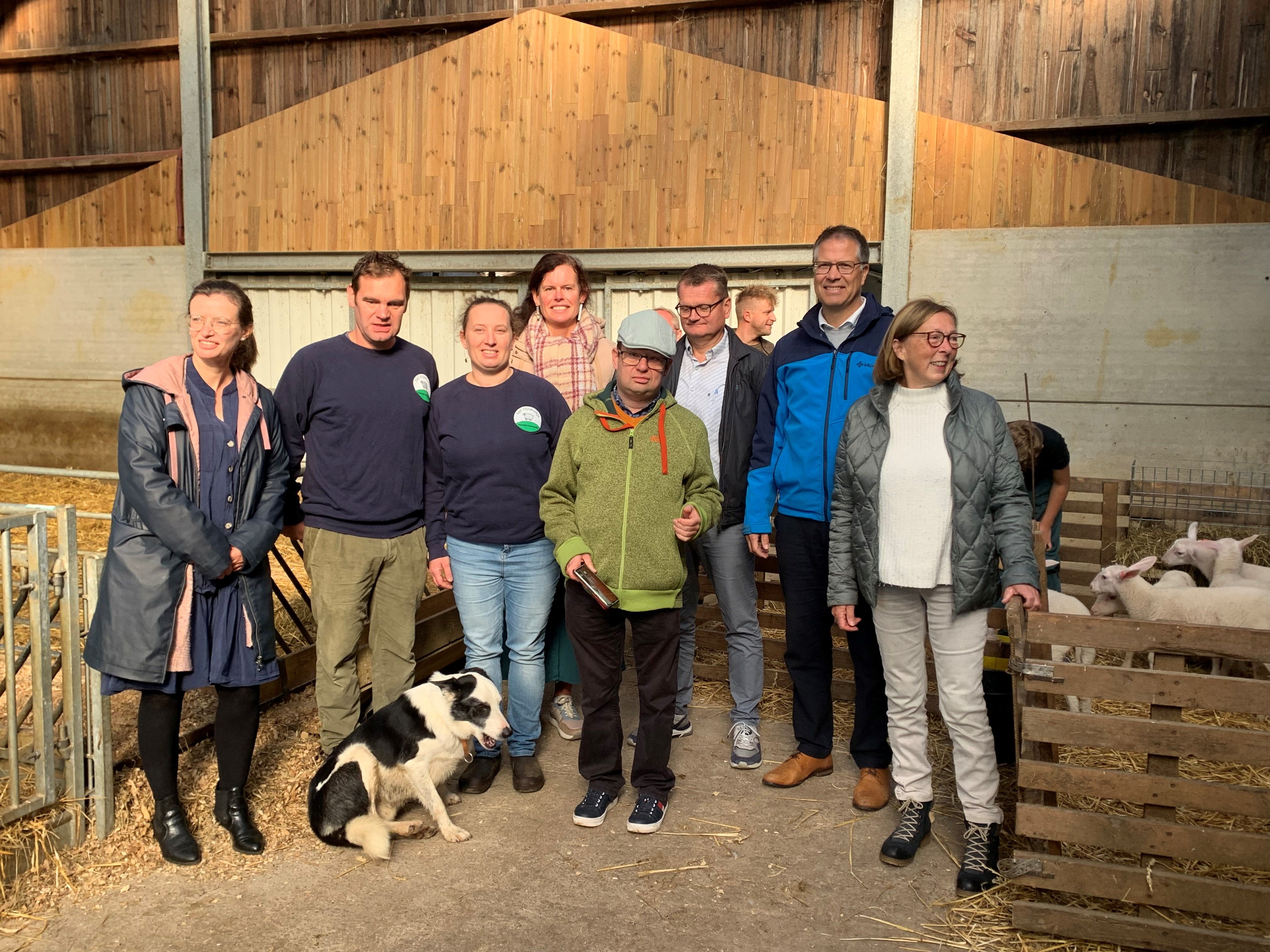 De provincie Vlaams-Brabant en Steunpunt Groene Zorg brachten een bezoek aan zorgboerderij 't Nijswolkje in Rillaar