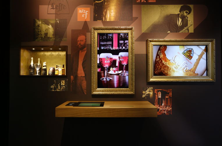 (c) Musee Leffe