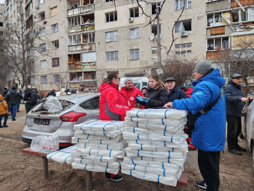 Twee jaar conflict in Oekraïne: zo helpt Rode Kruis-Vlaanderen