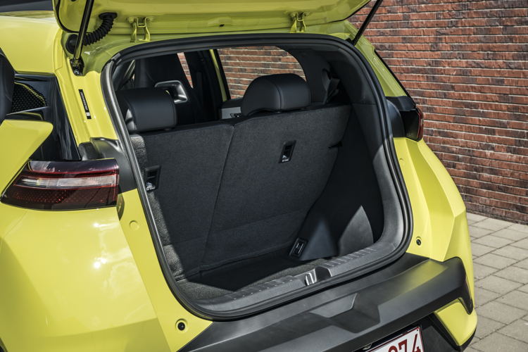 2025 BYD DOLPHIN SURF DETAIL 029