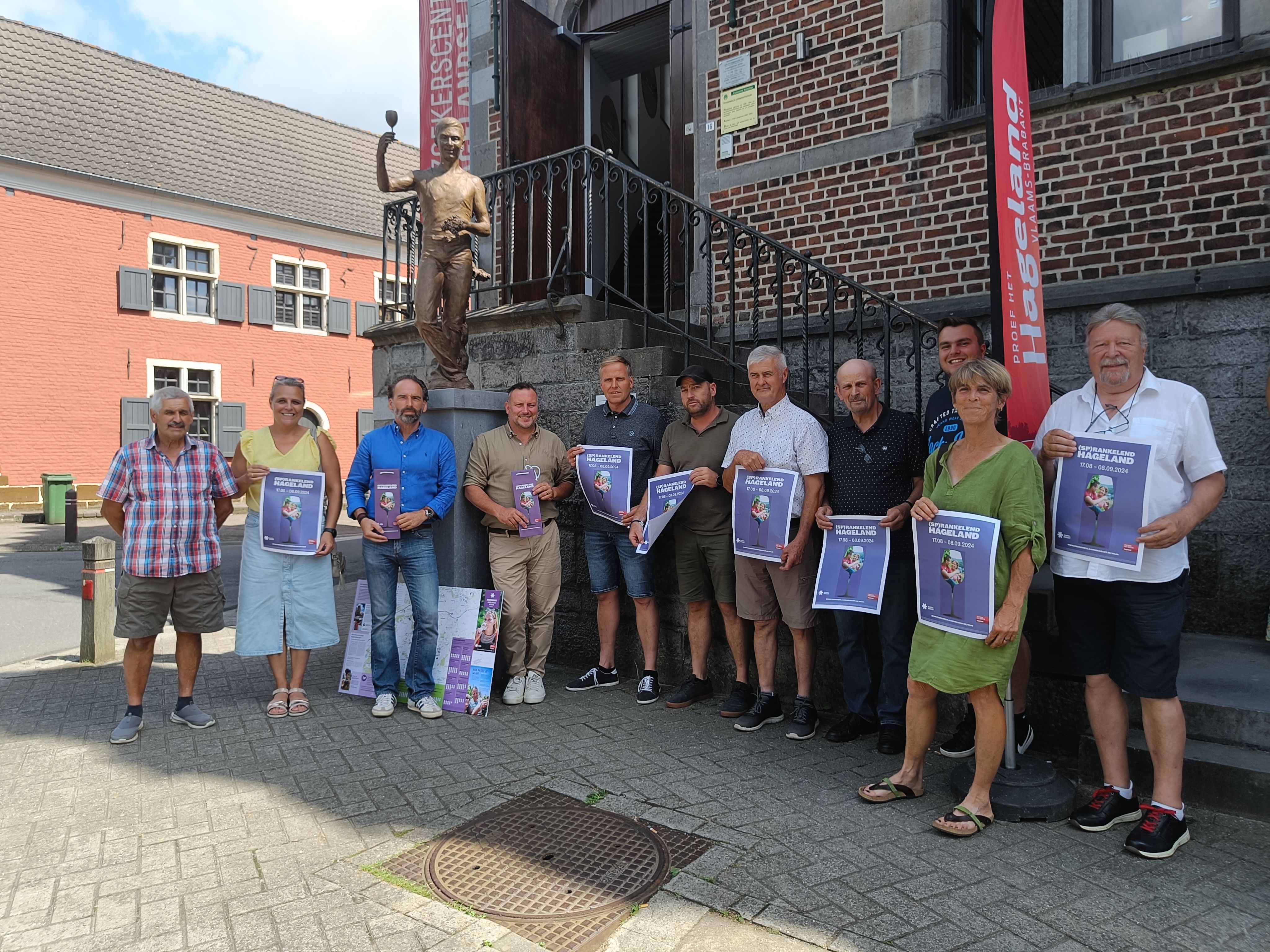 Op 8 augustus werd de nieuwe editie van Sprankelend Hageland voorgesteld aan het bezoekerscentrum Hagelandse wijn in Wezemaal.