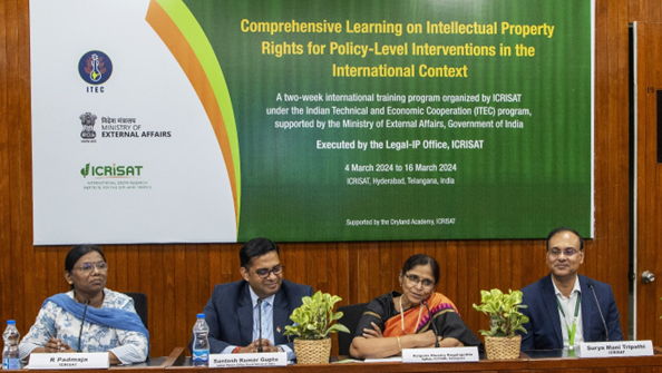 Shri Santosh Kumar Gupta, Assistant Controller of Patents & Designs at the Indian Patent Office (center left), and Dr Kalpana Sastry, Managing Director of the Ag-Hub Foundation (center right) addressed the participants during the valedictory ceremony on 16 March 2024.